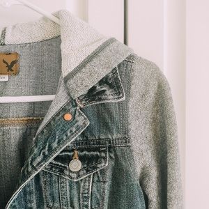 AE Denim Sweatshirt Jacket!!